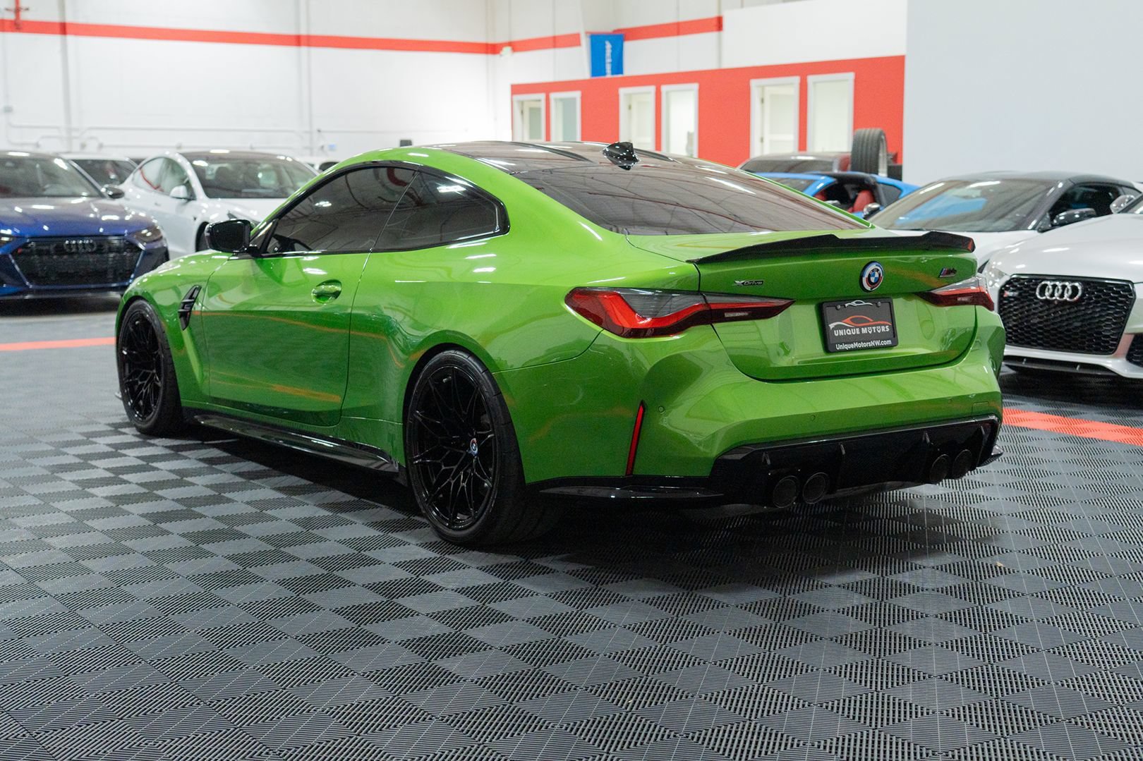 Used 2023 BMW M4 xDrive Competition AWD/4WD image 4