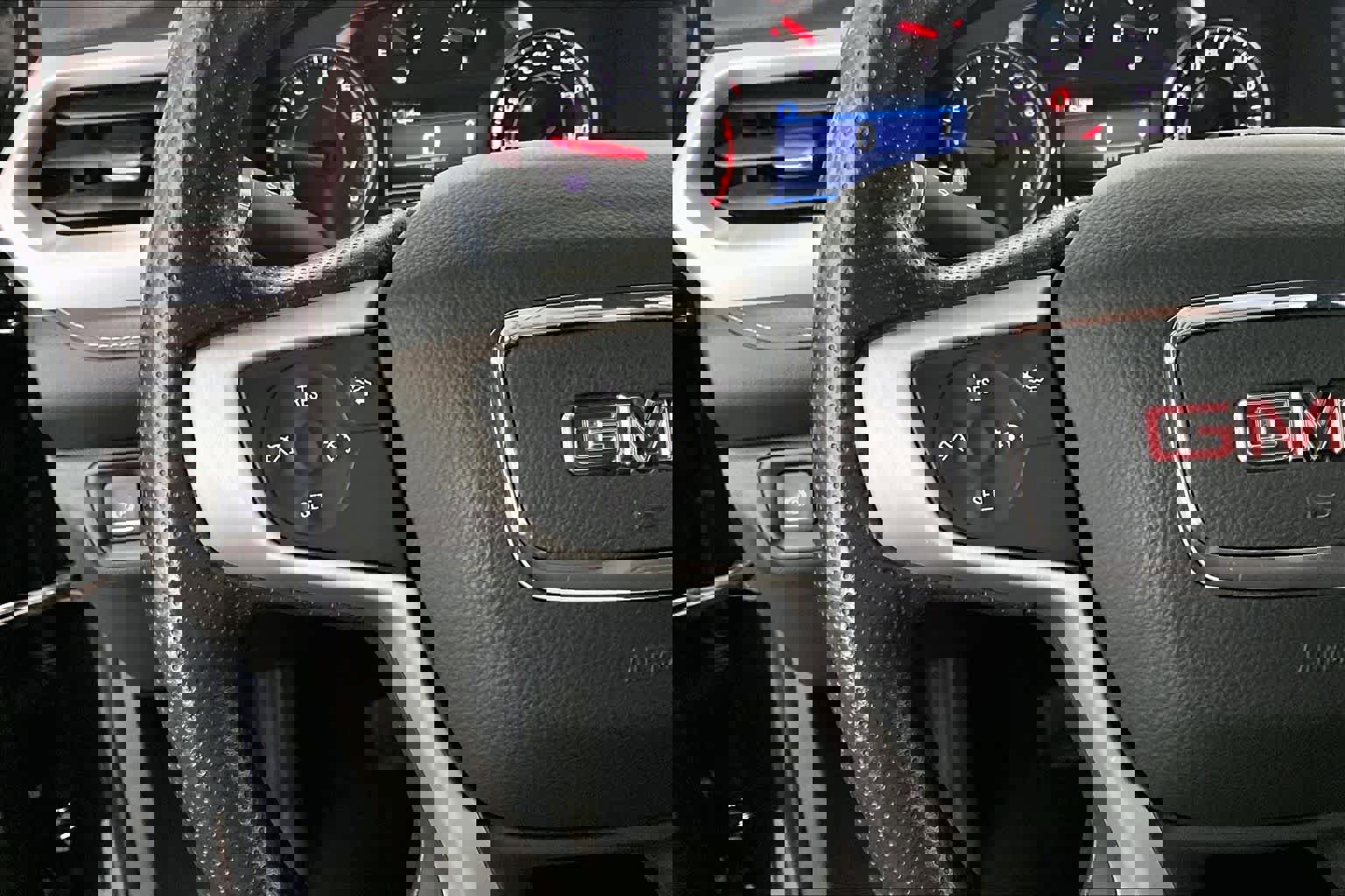 Used 2023 GMC Acadia SLE w/ Driver Convenience Package image 21