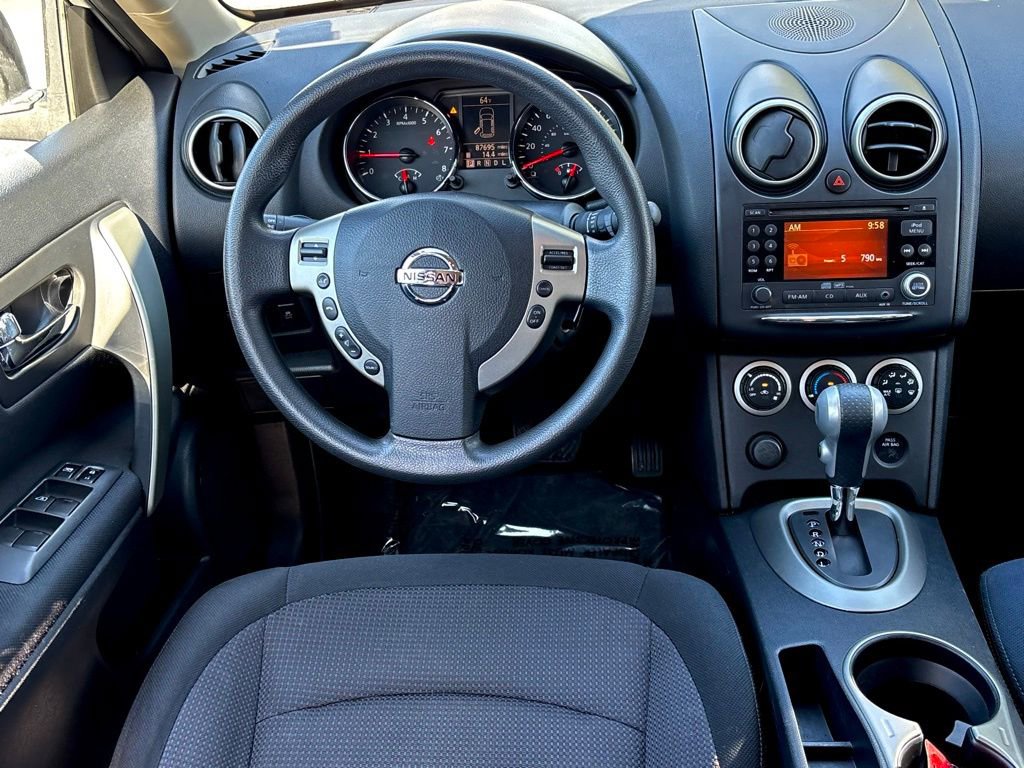 Used 2011 Nissan Rogue SV image 16