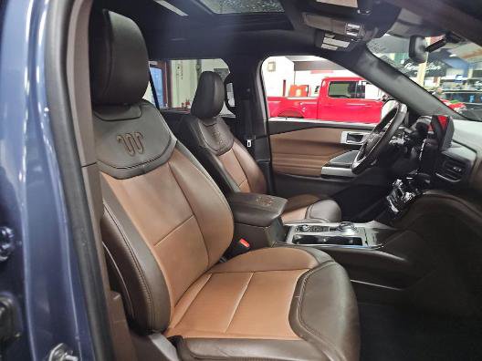 Used 2021 Ford Explorer King Ranch w/ Premium Technology Package image 7