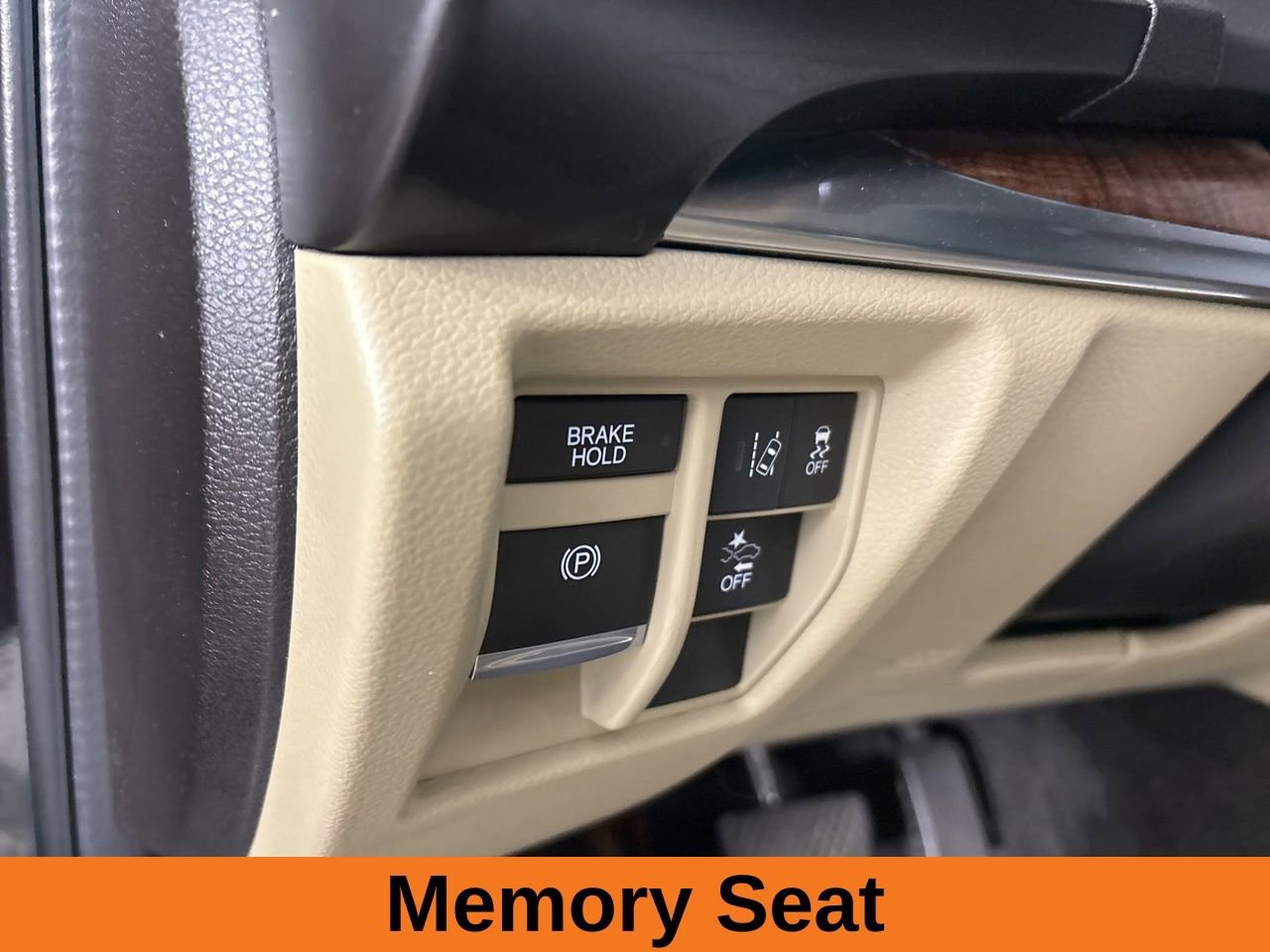 Used 2020 Acura MDX FWD image 12