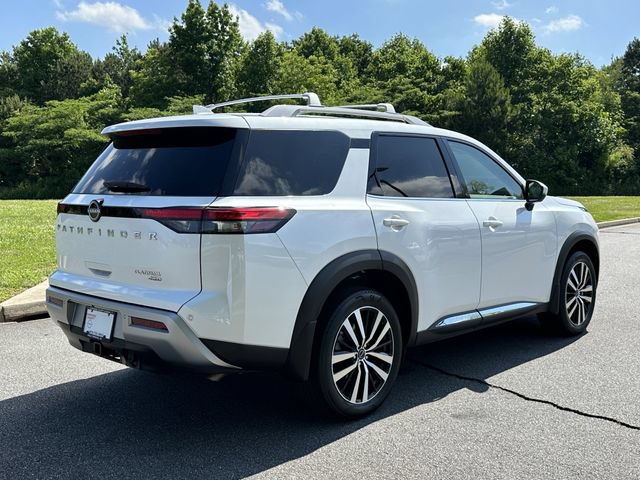 Certified 2025 Nissan Pathfinder Platinum AWD/4WD image 9