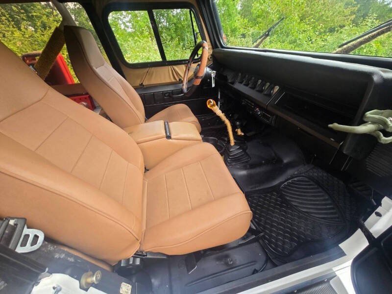 Used 1990 Jeep Wrangler S AWD/4WD image 13