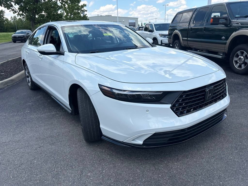 Used 2023 Honda Accord EX-L image 12