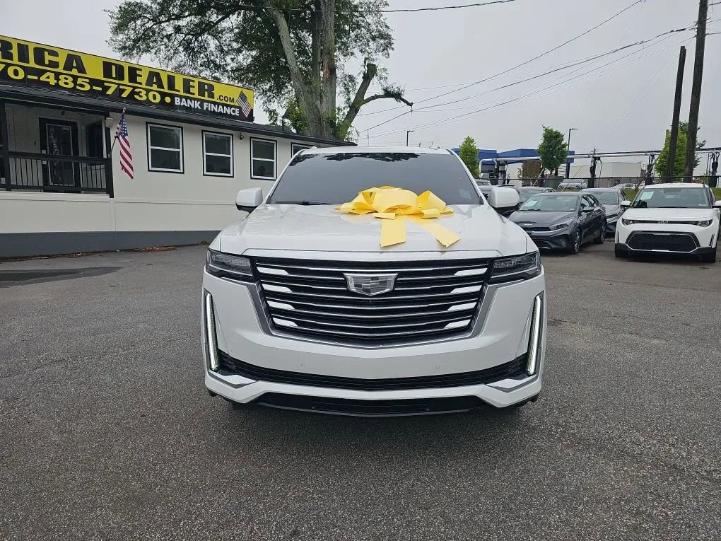 Used 2021 Cadillac Escalade Premium Luxury Platinum image 3