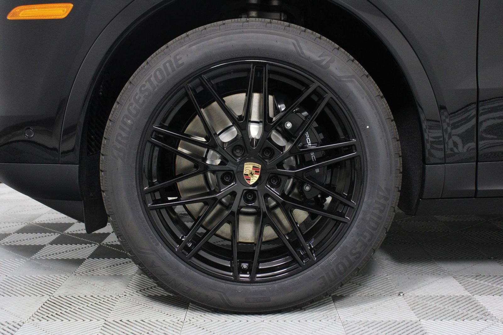 New 2026 Porsche Cayenne S AWD/4WD image 17