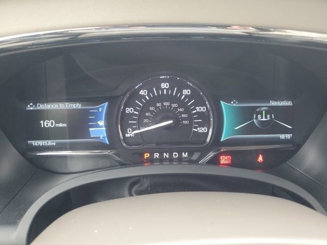 Used 2015 Lincoln Navigator 4WD image 2