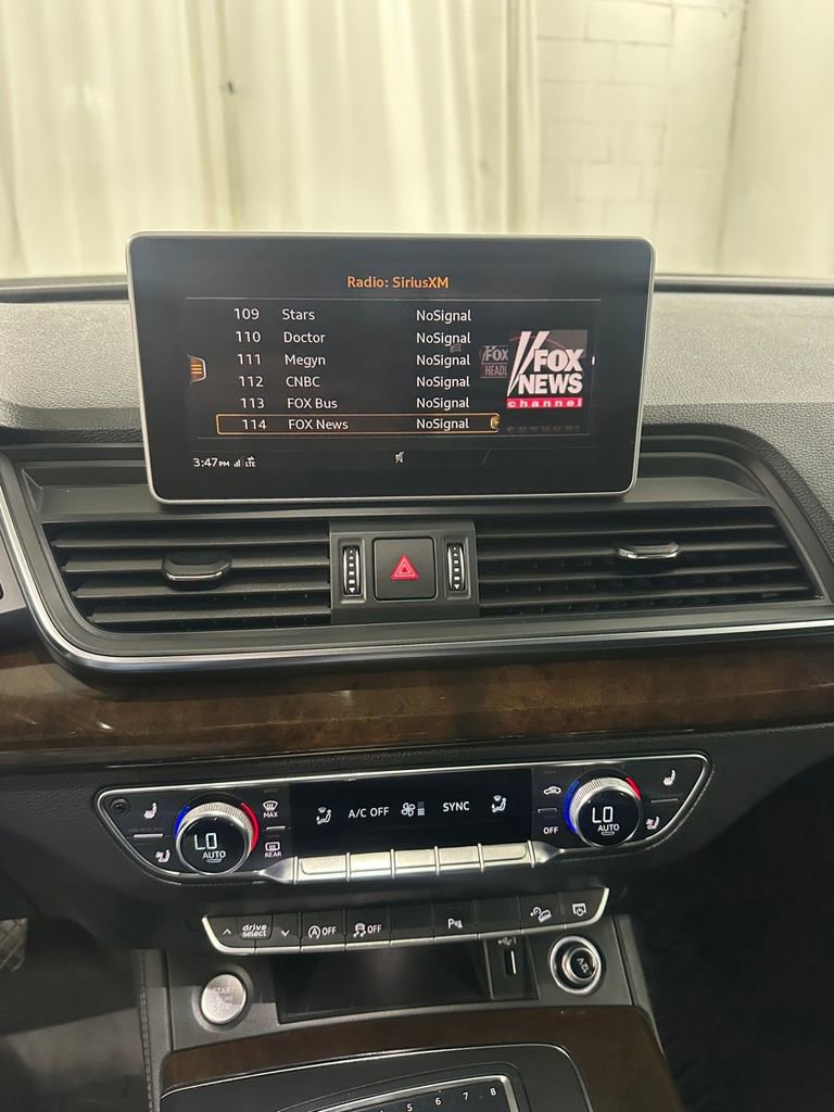 Used 2019 Audi Q5 2.0T Premium Plus w/ Premium Plus Package AWD/4WD image 22