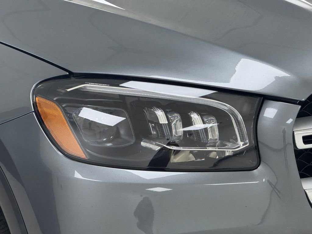 Used 2020 Mercedes-Benz GLS 450 4MATIC image 46