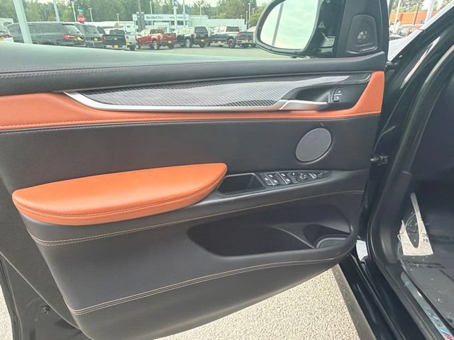 Used 2016 BMW X5 M AWD/4WD image 19