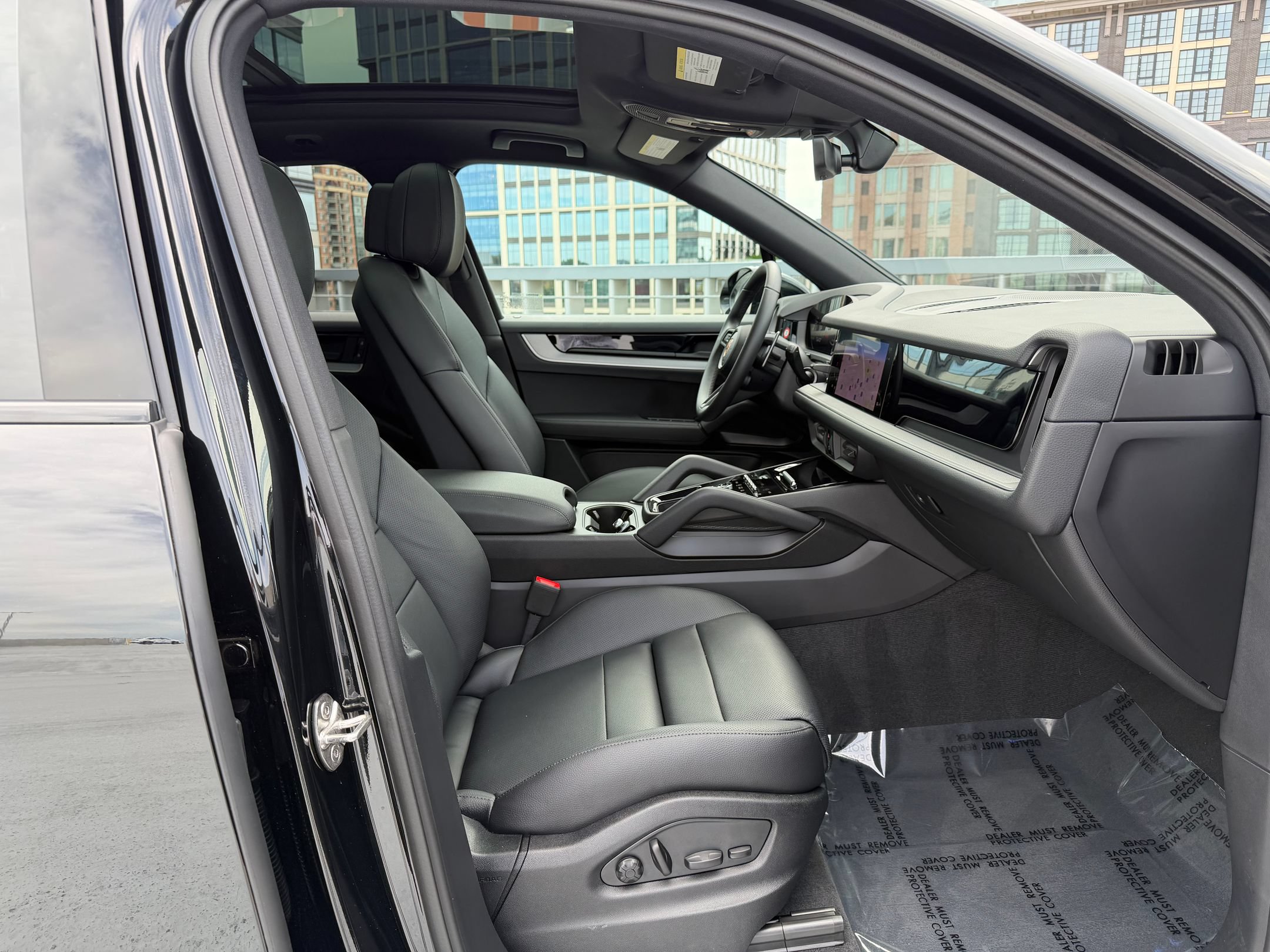 Certified 2026 Porsche Cayenne AWD/4WD image 22