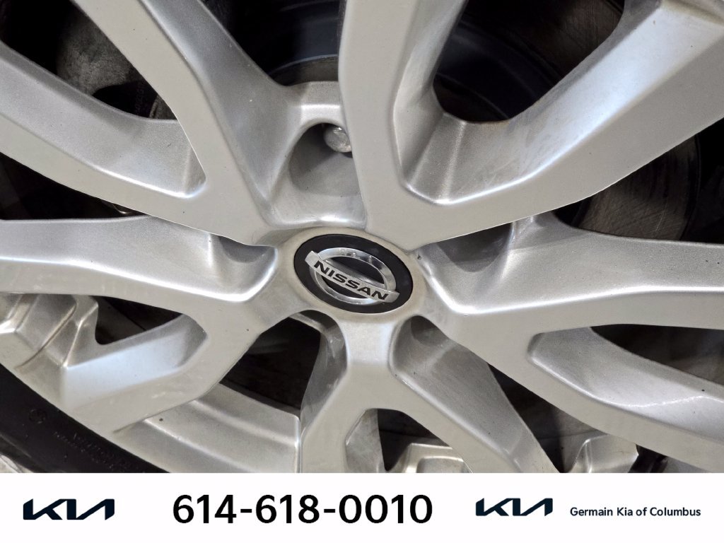 Used 2022 Nissan Rogue Sport SV AWD/4WD image 12