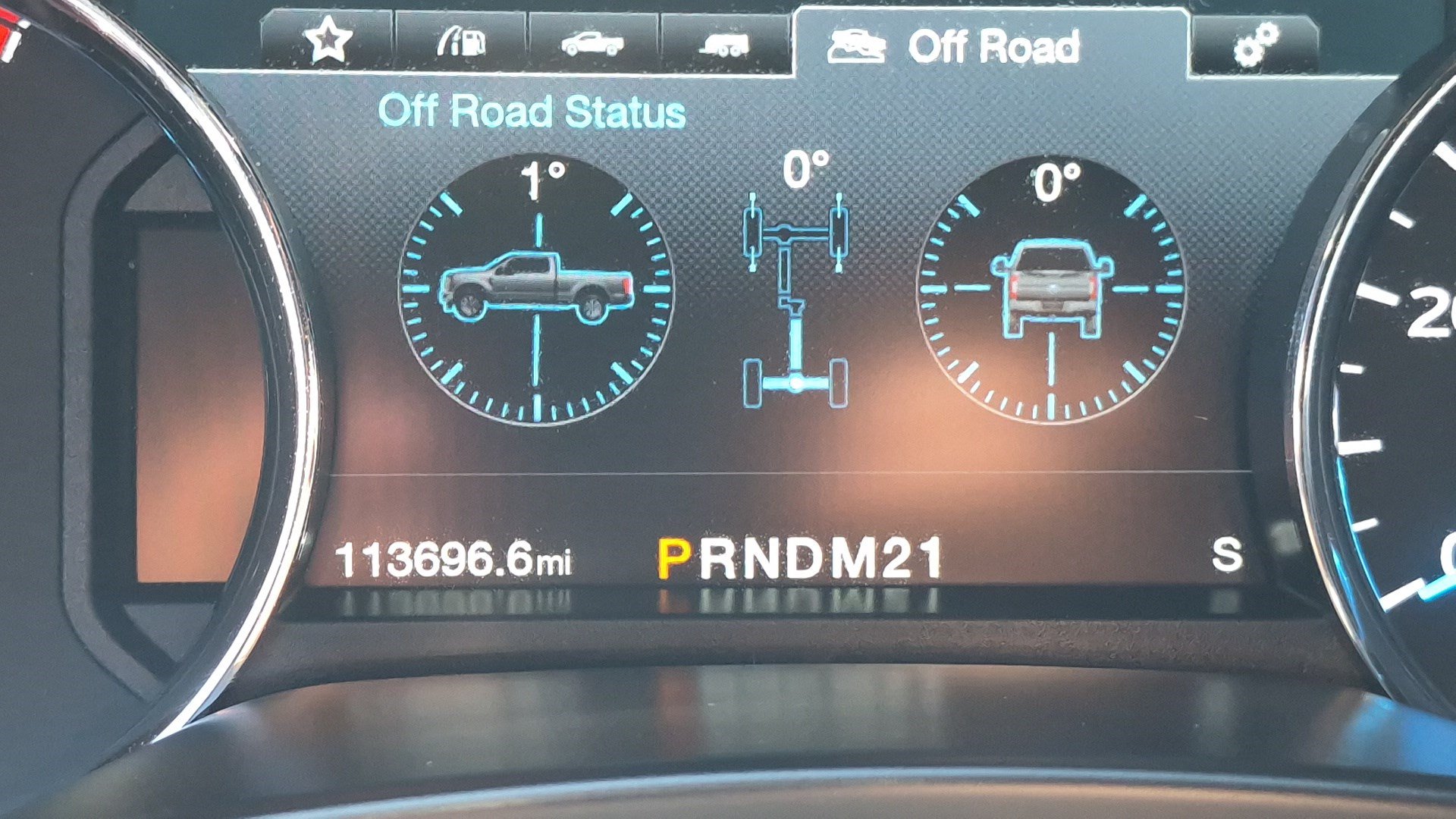 Used 2017 Ford F350 Platinum w/ Platinum Ultimate Package AWD/4WD image 21