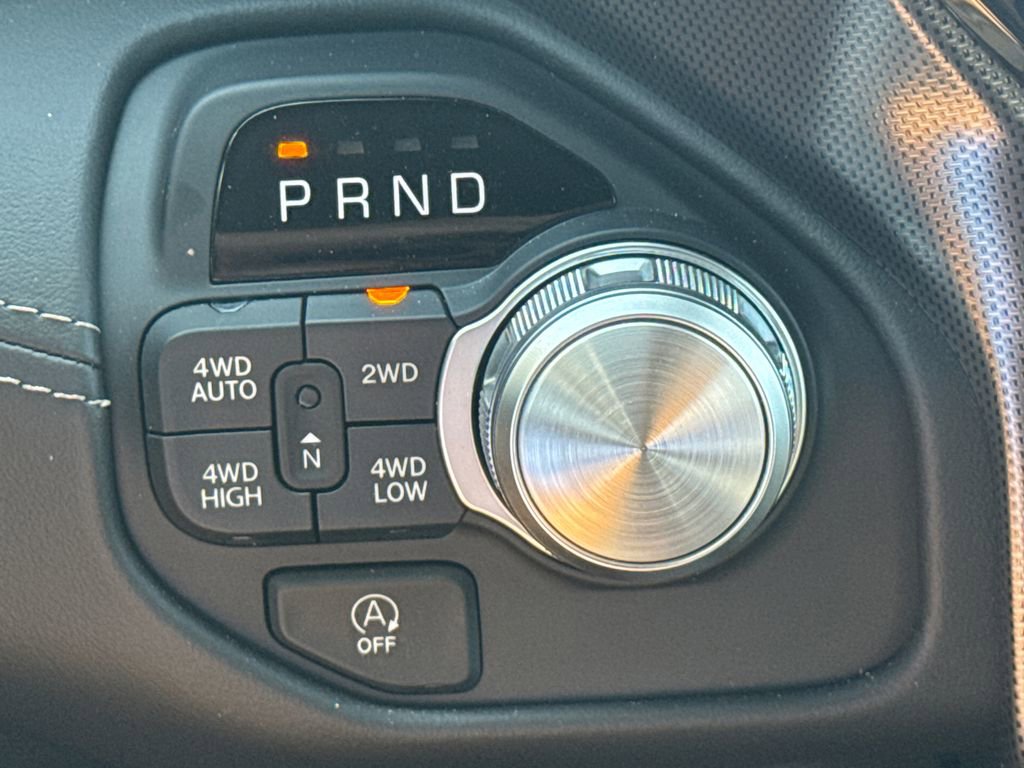 Used 2025 RAM 1500 Limited w/ Bed Utility Group image 32