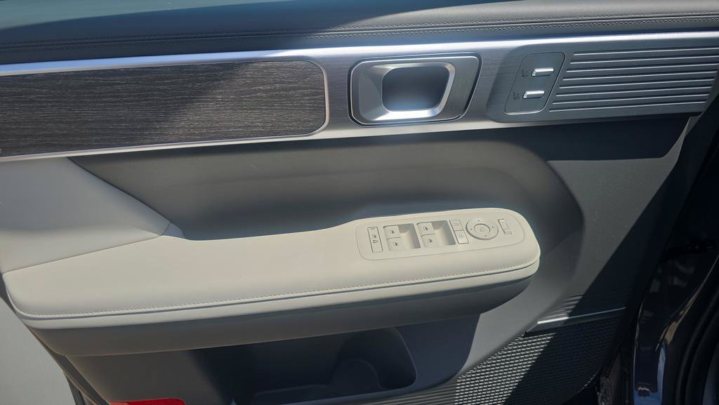 New 2026 Hyundai Santa Fe Limited AWD/4WD image 16