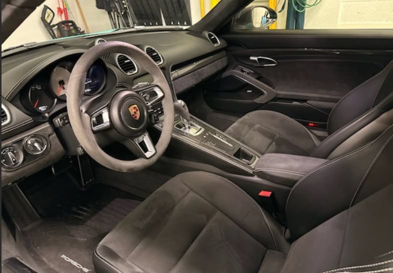 Used 2019 Porsche 718 Cayman GTS RWD image 5