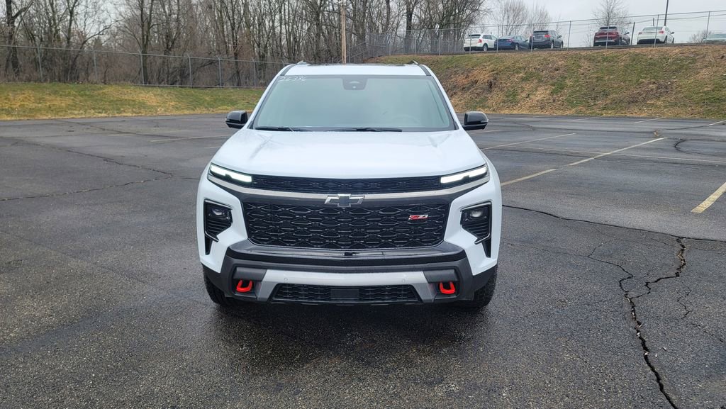 New 2026 Chevrolet Traverse Z71 w/ Enhanced Driving Package image 4