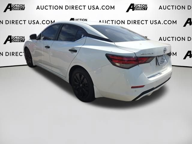 Used 2024 Nissan Sentra S image 3