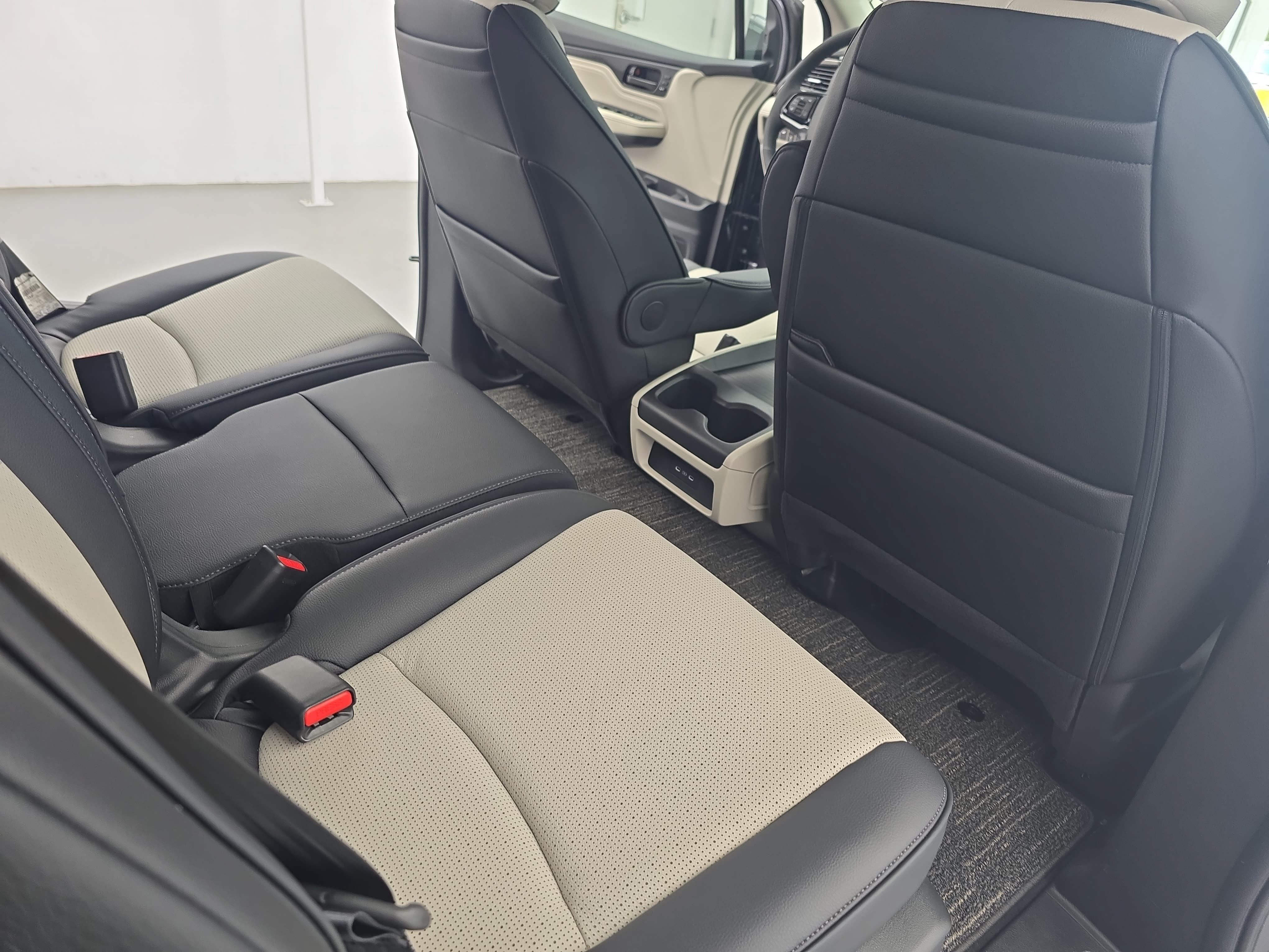 New 2027 Honda Odyssey Elite image 11