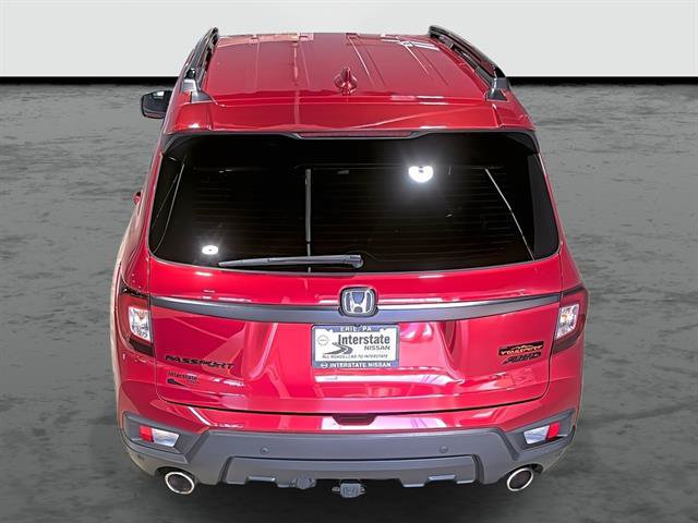 Used 2023 Honda Passport TrailSport image 3