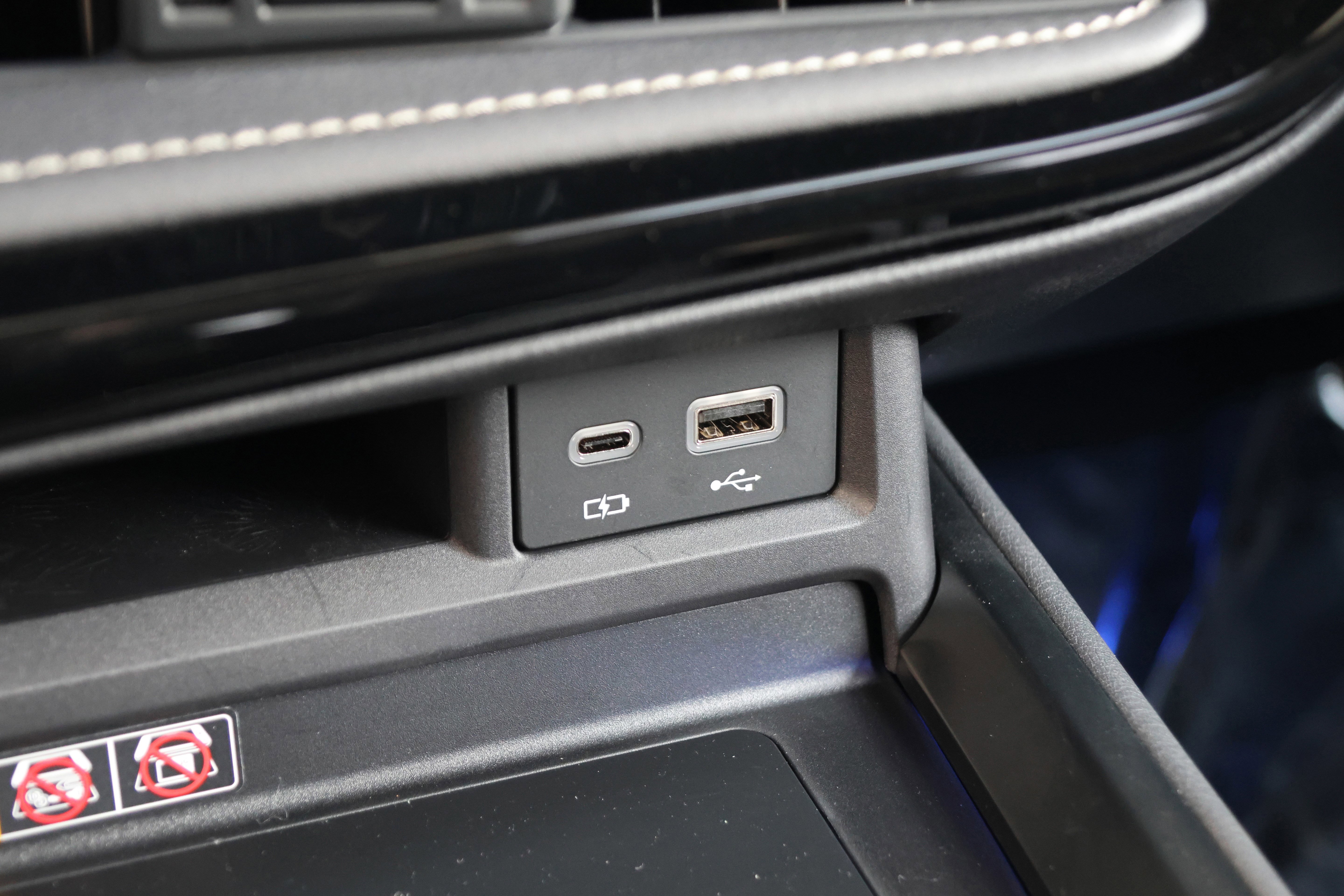 Certified 2025 Lexus NX 450h+ AWD w/ Accessory Package (K3) image 31