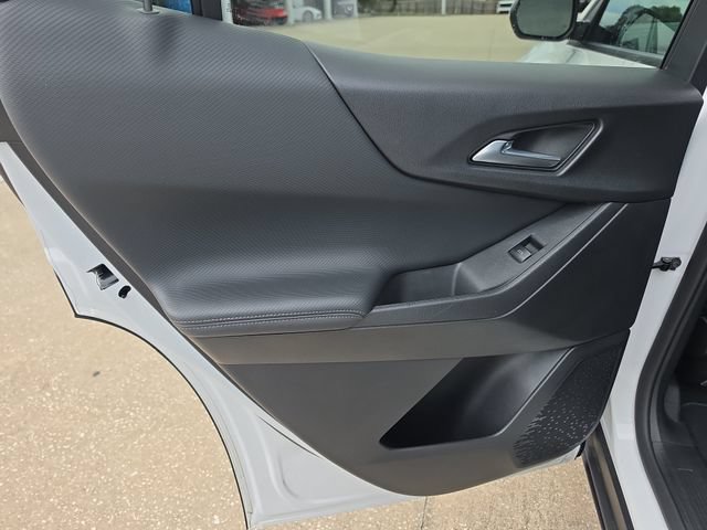 Used 2025 Chevrolet Equinox LT AWD/4WD image 12