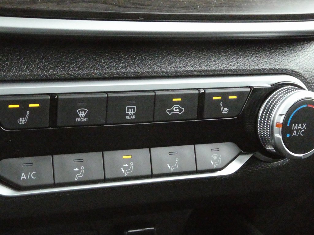 Used 2024 Nissan Altima 2.5 SV w/ SV Premium Package image 15