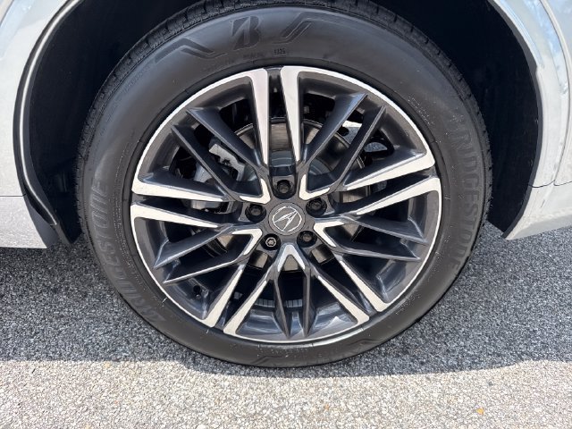 Certified 2026 Acura MDX w/ Advance Package AWD/4WD image 11