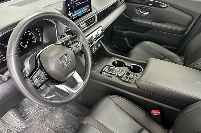 Used 2025 Honda Pilot Touring image 10