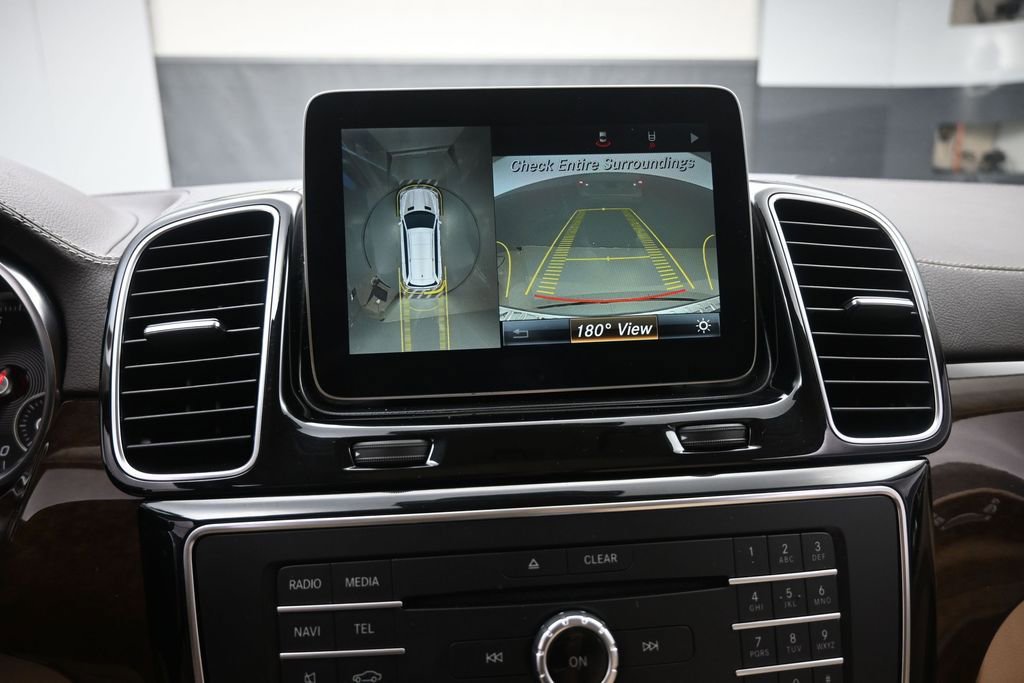 Used 2018 Mercedes-Benz GLS 450 4MATIC w/ Premium Package image 11