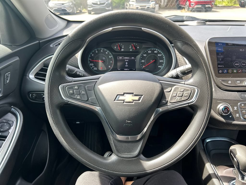 Used 2022 Chevrolet Malibu LT FWD image 21