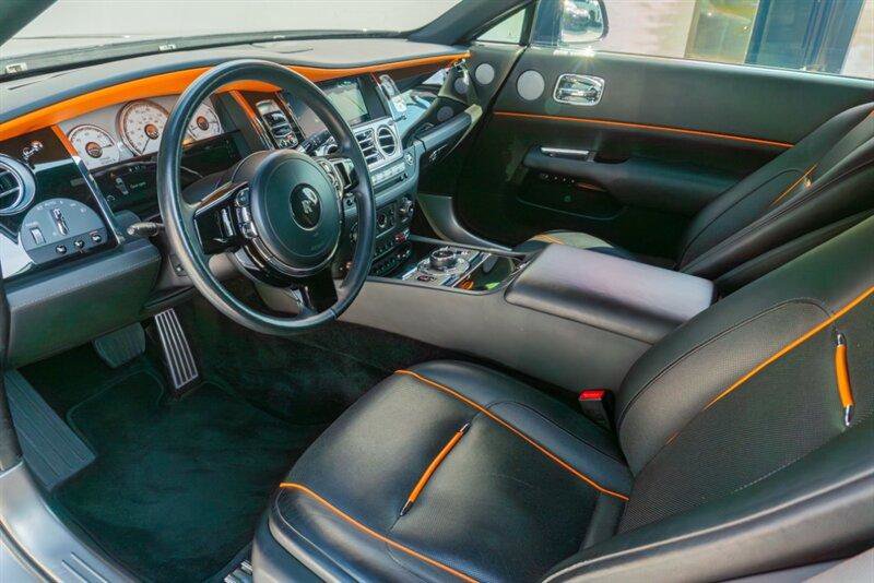 Used 2018 Rolls-Royce Dawn image 17