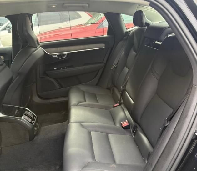 Used 2023 Volvo S90 B6 Plus AWD/4WD image 5