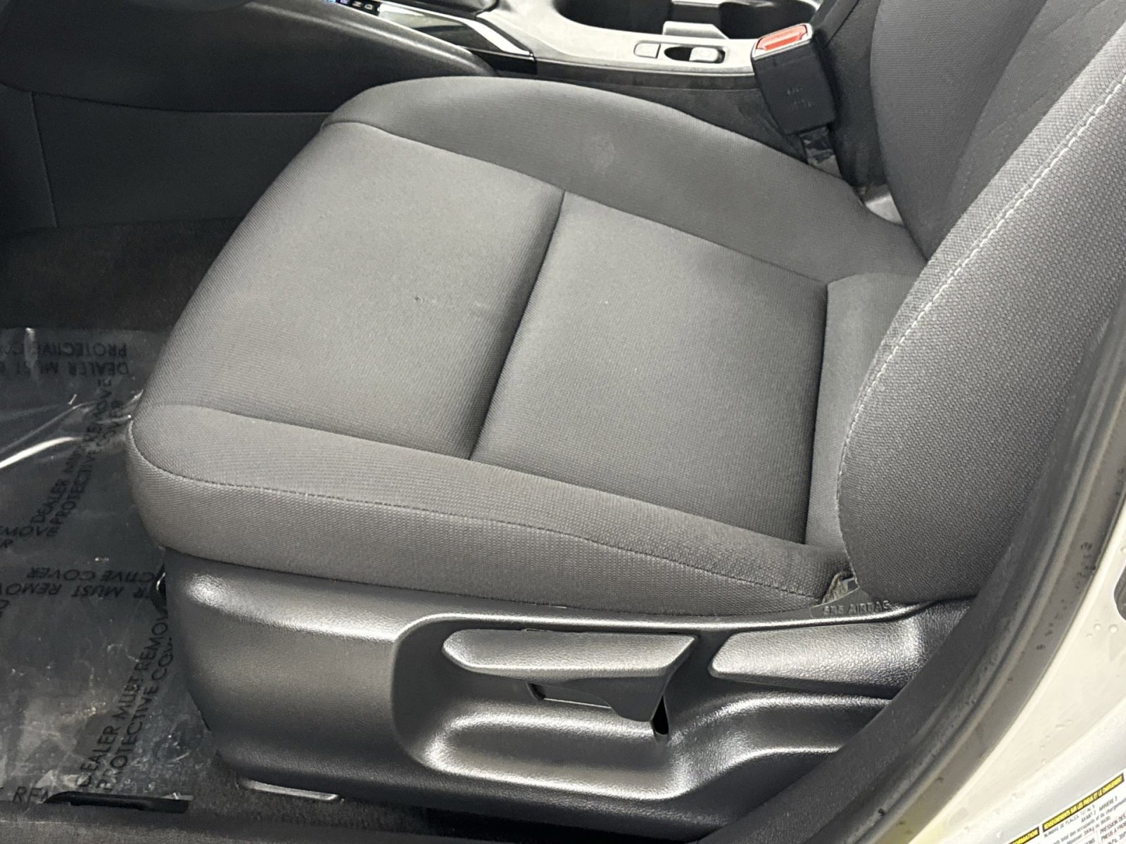 Used 2023 Toyota Corolla LE image 18