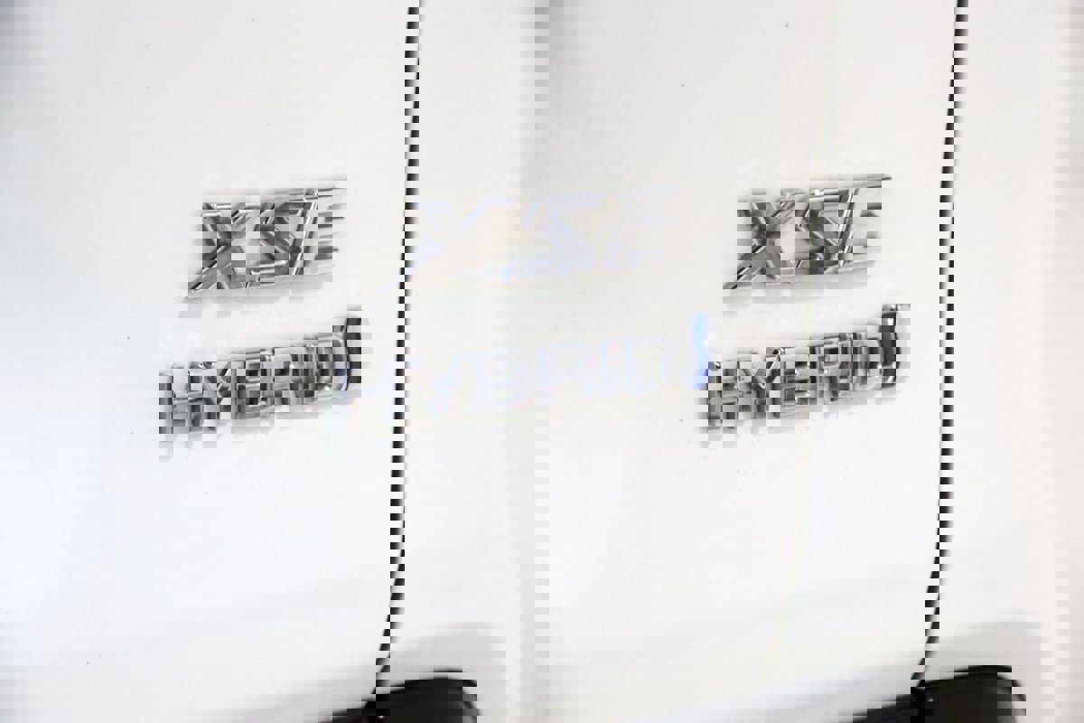 Used 2020 Toyota RAV4 XSE AWD/4WD image 13