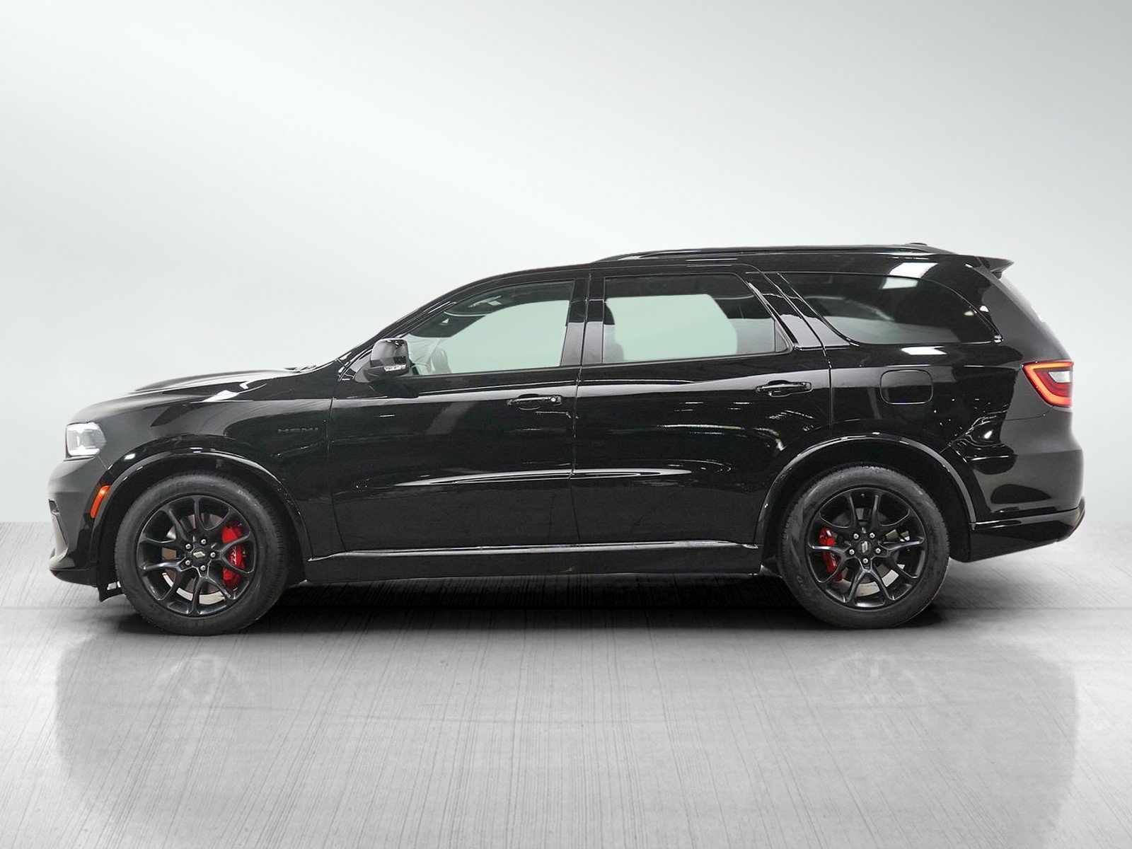 Used 2024 Dodge Durango R/T AWD/4WD image 2