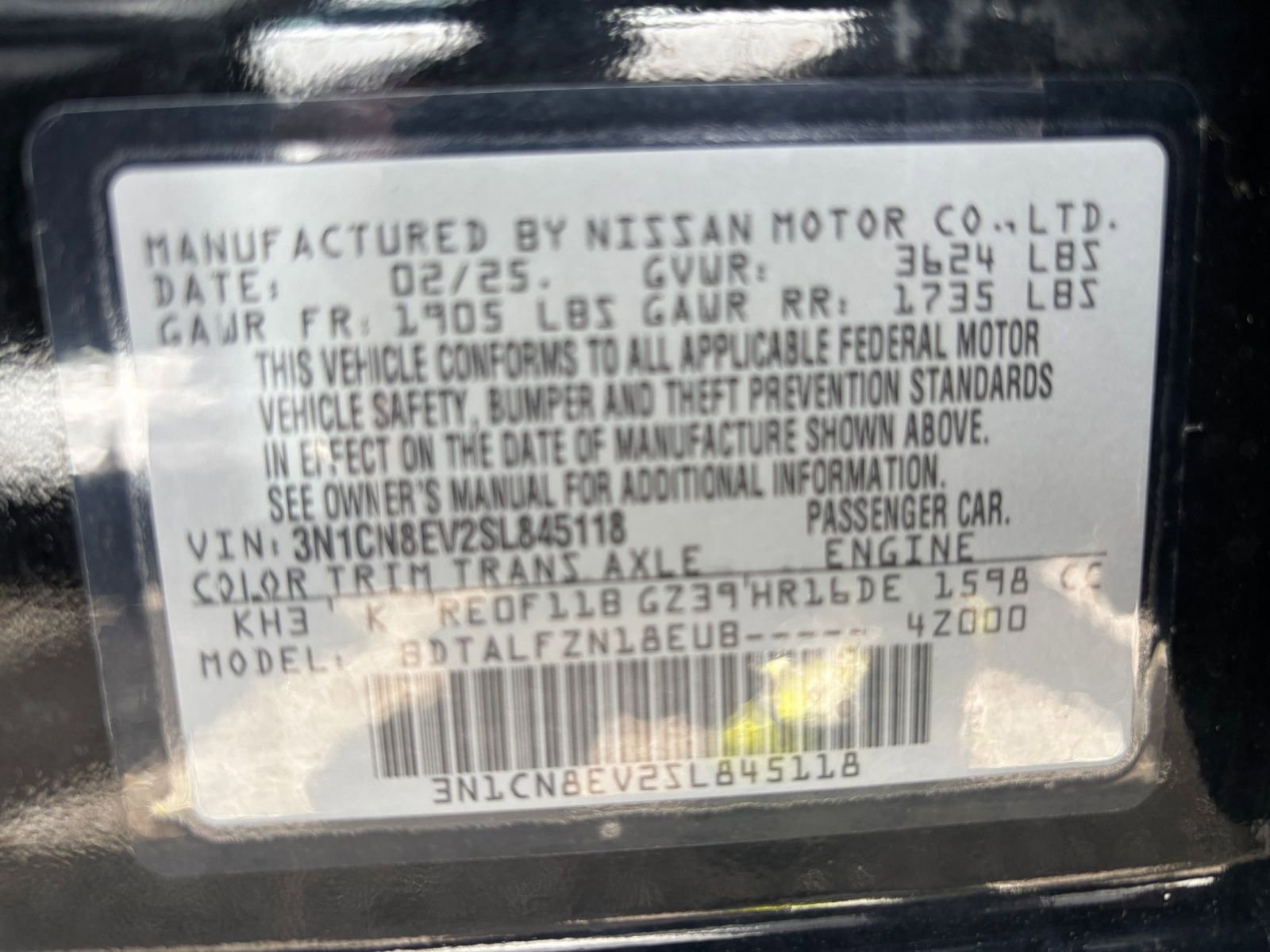 Used 2025 Nissan Versa SV FWD image 28