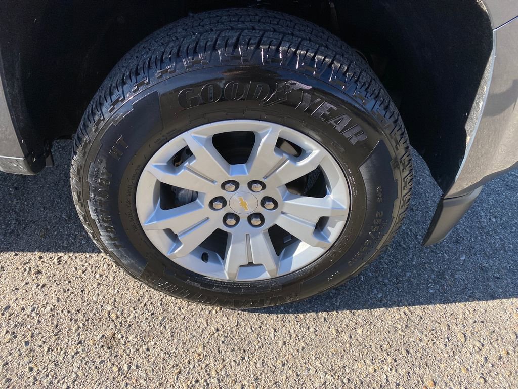 Used 2020 Chevrolet Colorado LT image 30