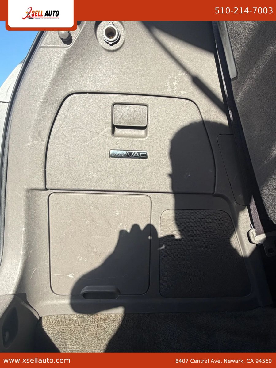 Used 2014 Honda Odyssey Touring image 13