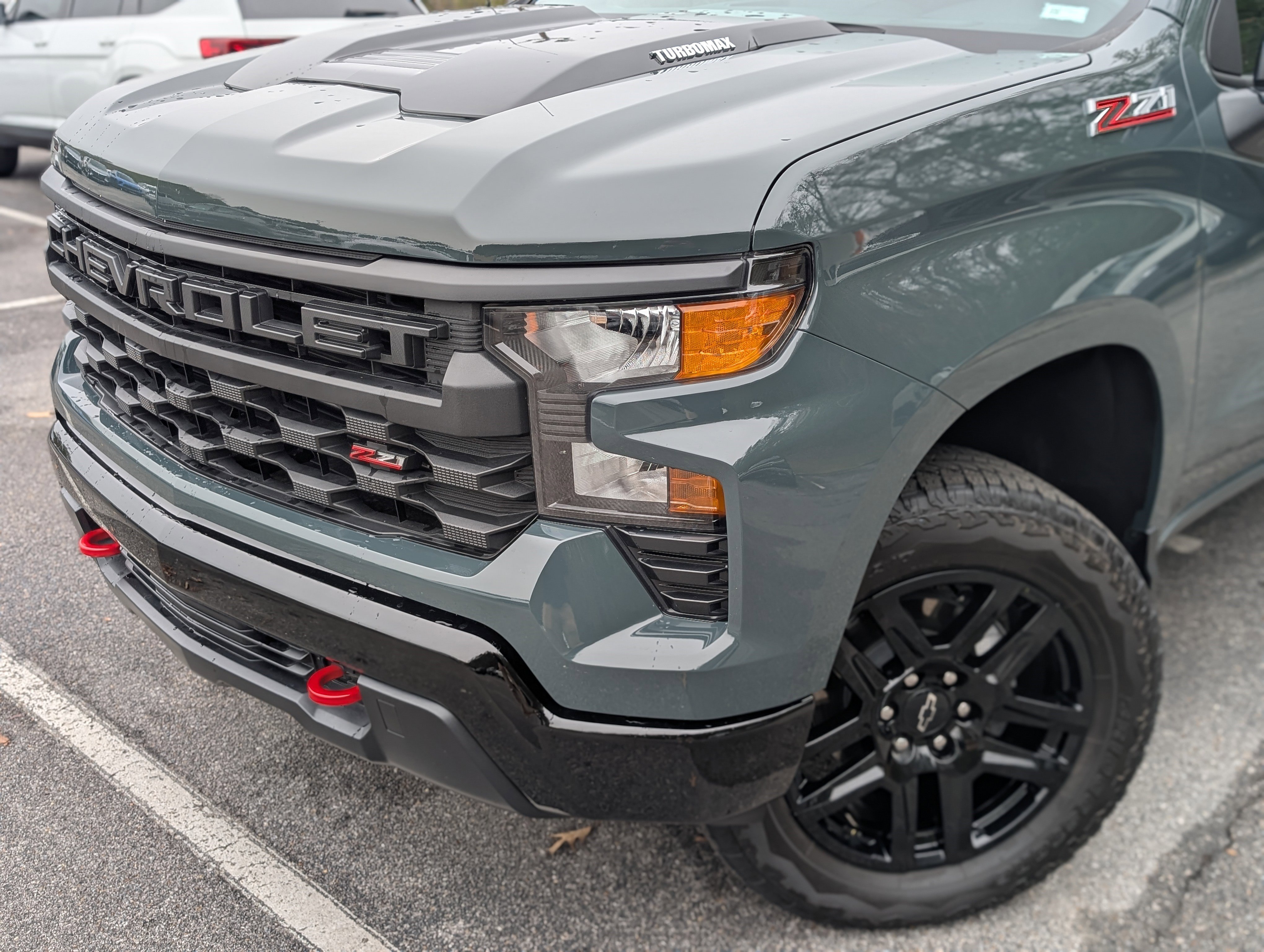 Used 2025 Chevrolet Silverado 1500 Custom Trail Boss AWD/4WD image 13