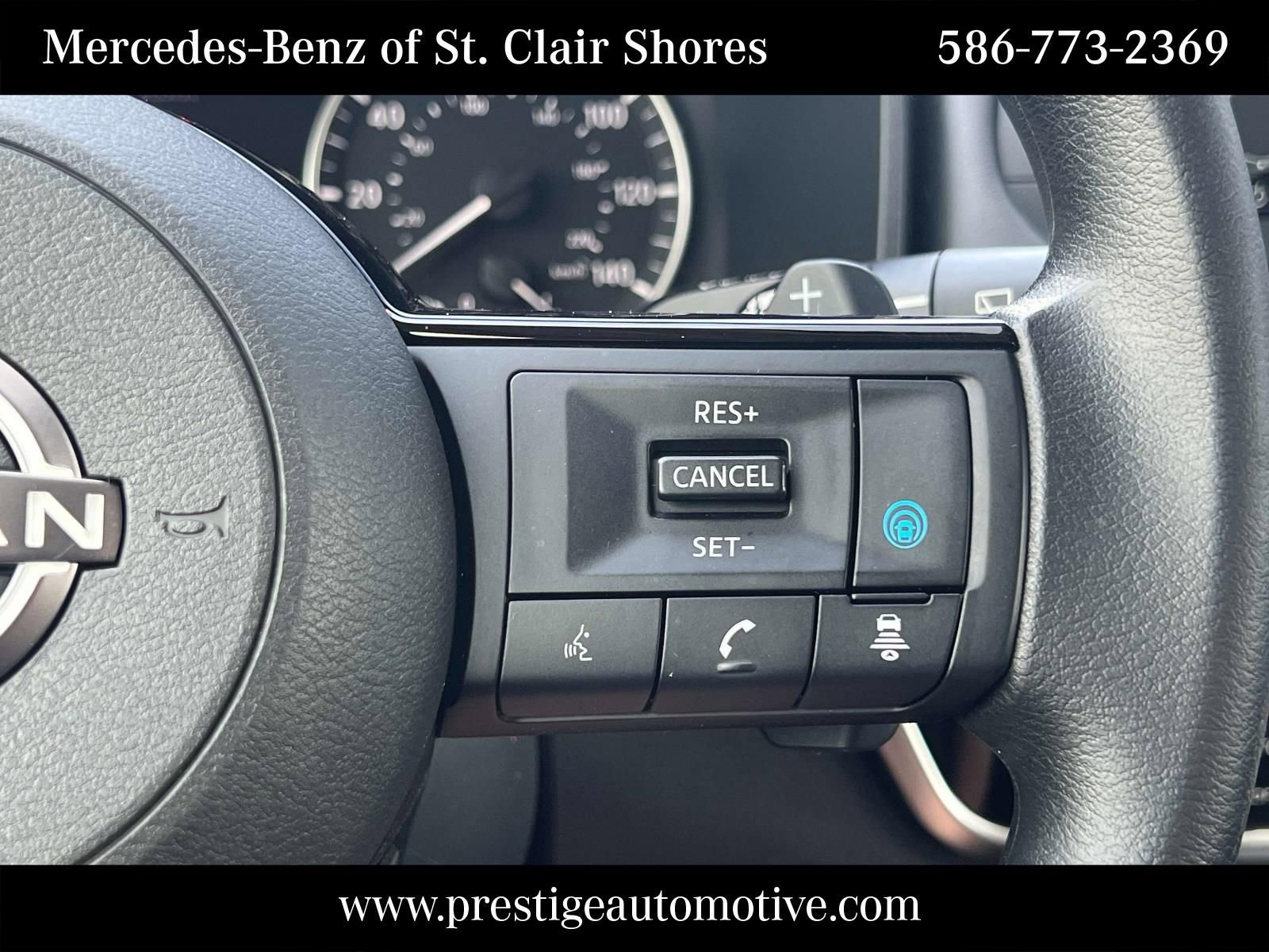 Used 2022 Nissan Rogue SV AWD/4WD image 28