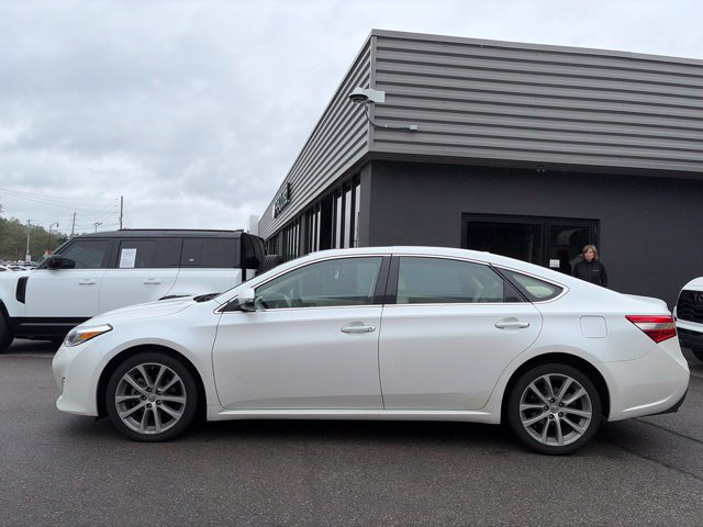 Used 2015 Toyota Avalon XLE Touring FWD image 6