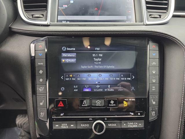 Used 2024 INFINITI QX55 Sensory image 31