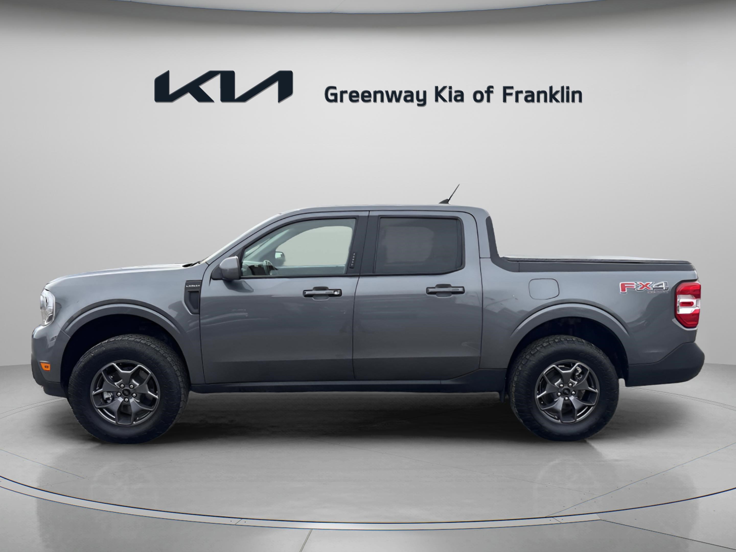 Used 2022 Ford Maverick Lariat w/ Equipment Group 500A Standard image 4