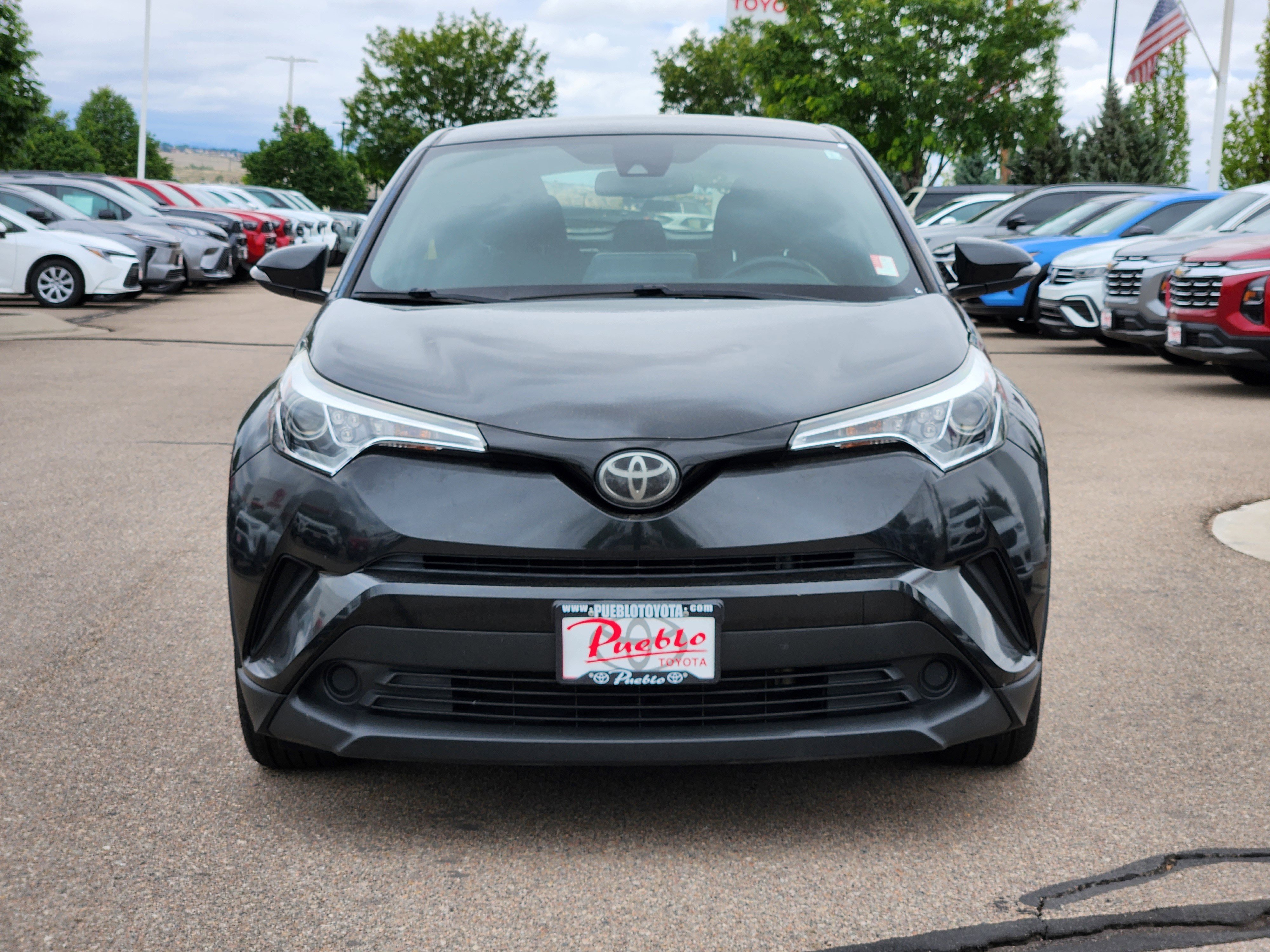 Used 2019 Toyota C-HR XLE FWD image 8
