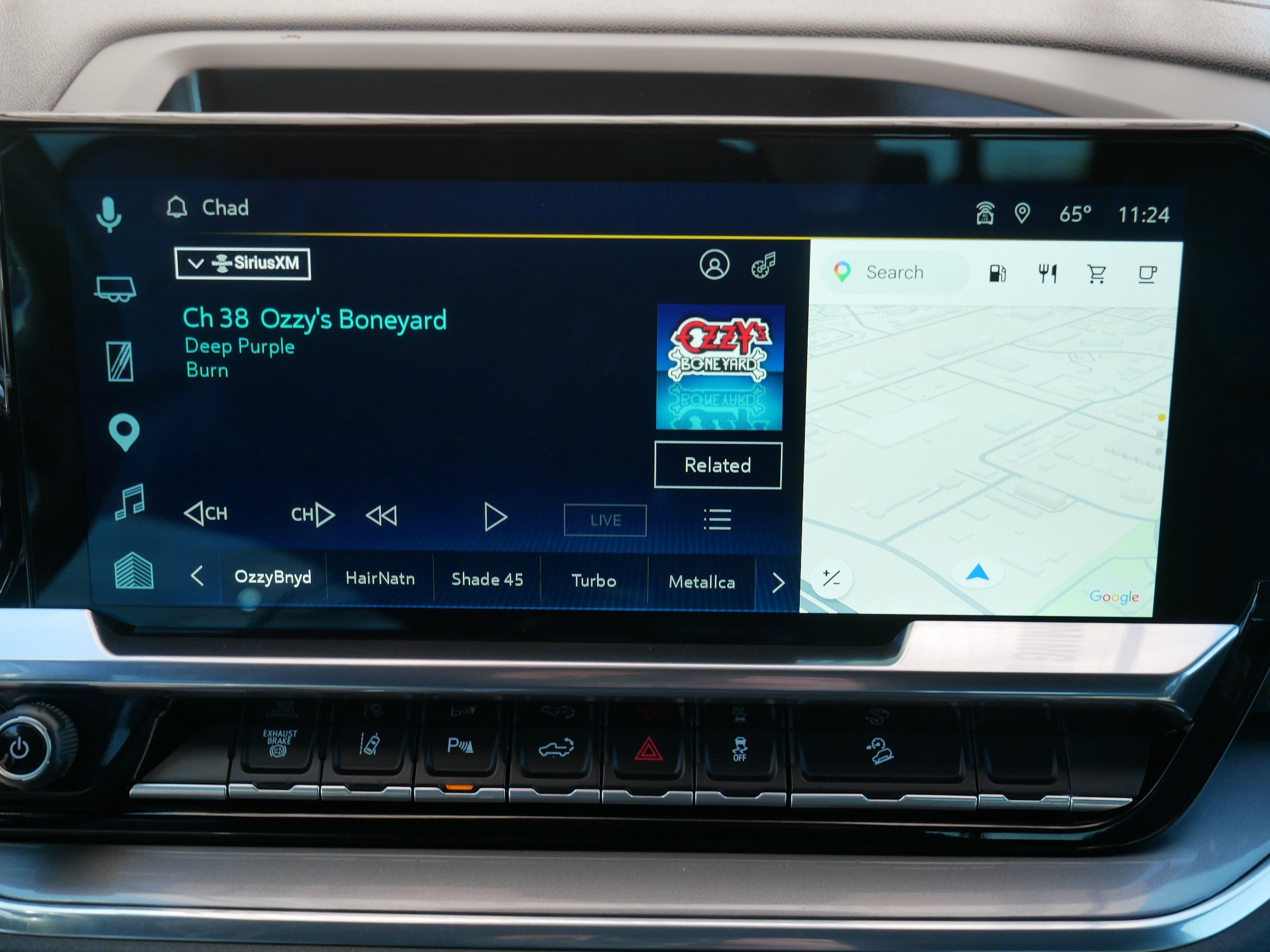 Used 2024 Chevrolet Silverado 2500 High Country w/ Technology Package AWD/4WD image 22