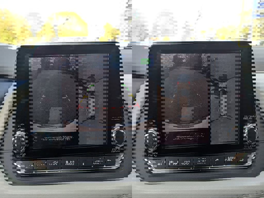 Used 2021 Nissan Rogue SV image 20