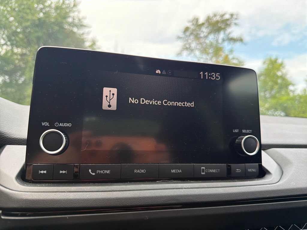 Used 2023 Honda Accord LX image 10