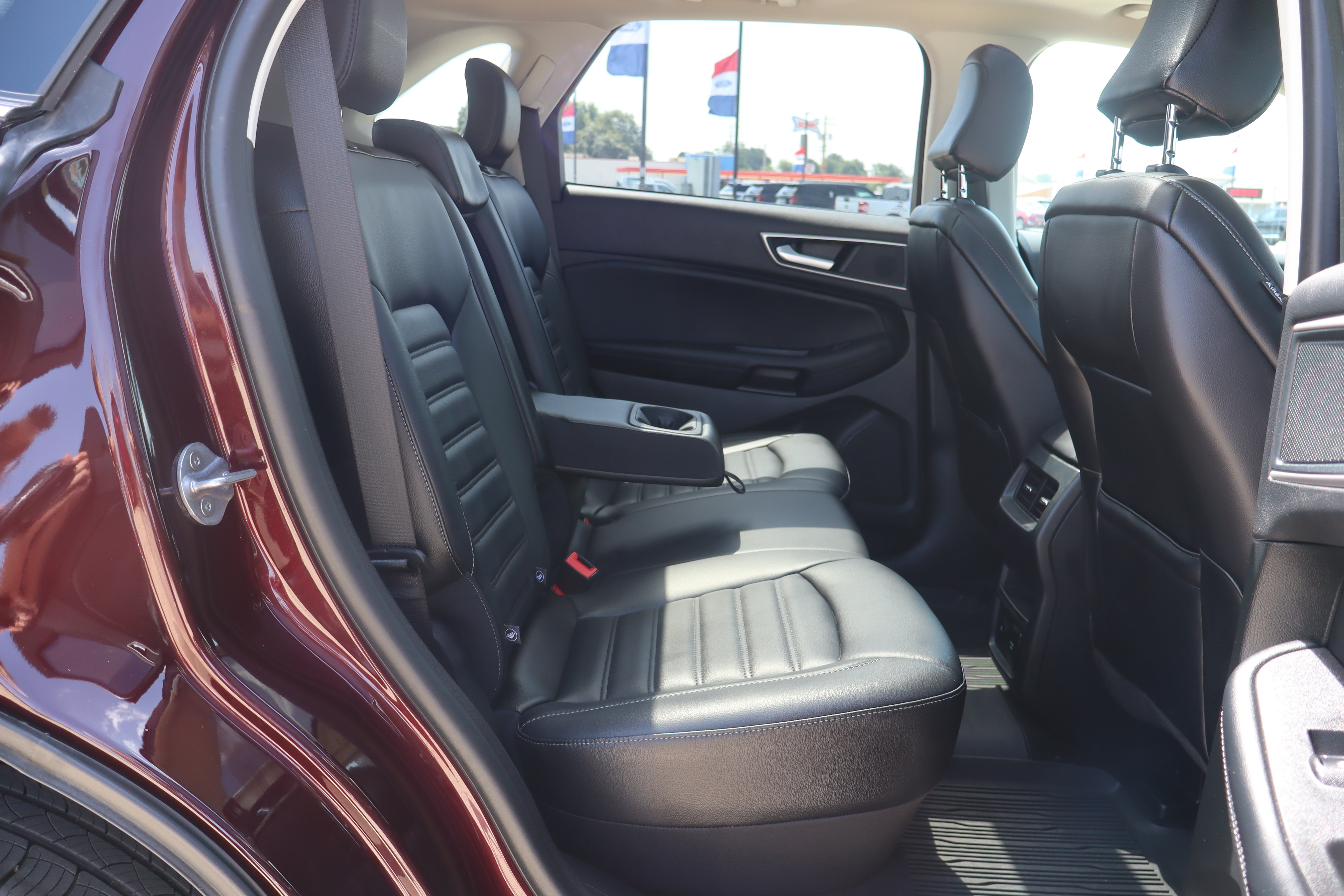 Used 2024 Ford Edge SEL w/ Convenience Package AWD/4WD image 11