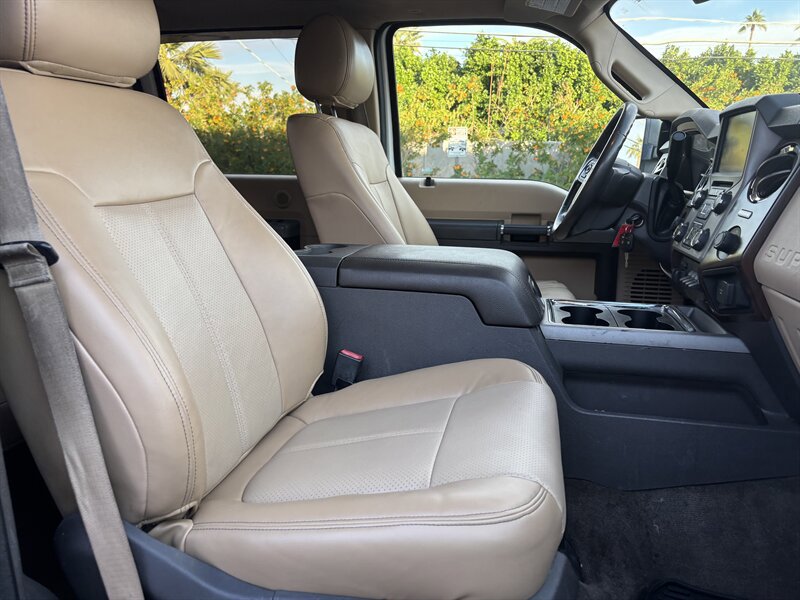 Used 2015 Ford F250 Lariat w/ Lariat Ultimate Package image 12